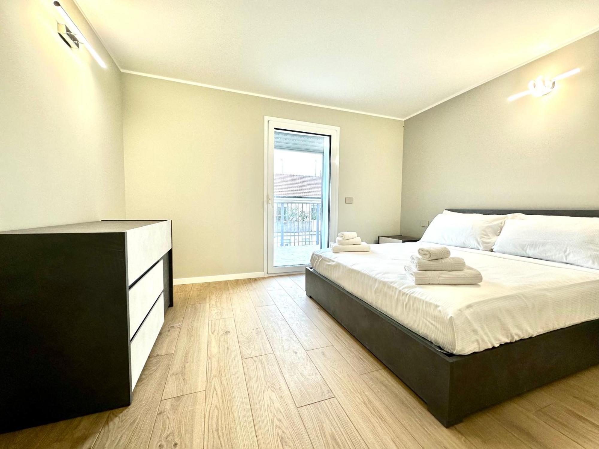 Be-C0 Sempione Luxury Apt Милано Екстериор снимка