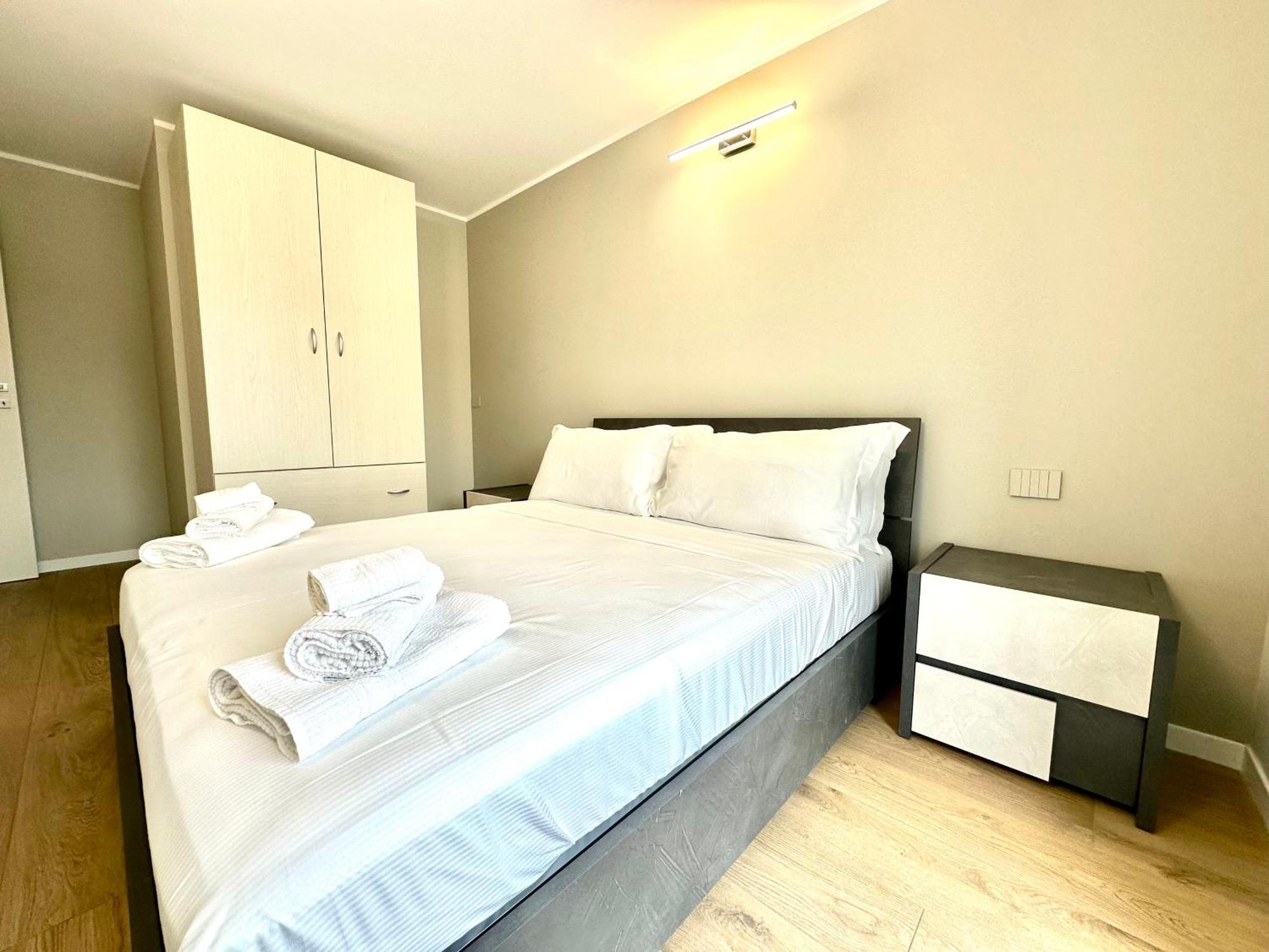 Be-C0 Sempione Luxury Apt Милано Екстериор снимка